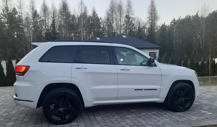 Jeep Grand Cherokee cena 159000 przebieg: 216318, rok produkcji 2020 z Libiąż małe 466